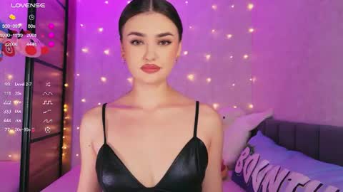 Sandy online show from June 27, 2026, 9:14 am
