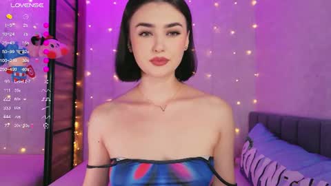 Sandy online show from August 7, 2026, 1:57 pm