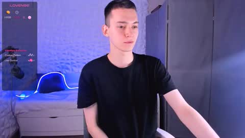 Snapshot of santiago__perez chatting on November 28, 2025, 2:53 pm santiago__perez online show from November 28, 2025, 2:53 pm
