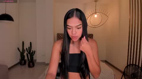 Saphira James online show from July 2, 2026, 3:23 am