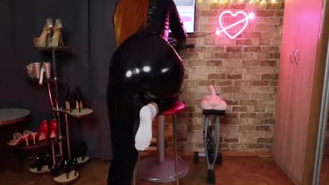 sara  foxy online show from July 22, 2026, 2:58 am