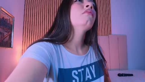 Sara online show from May 26, 2026, 12:17 am