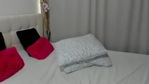 Sara online show from July 5, 2026, 3:34 am