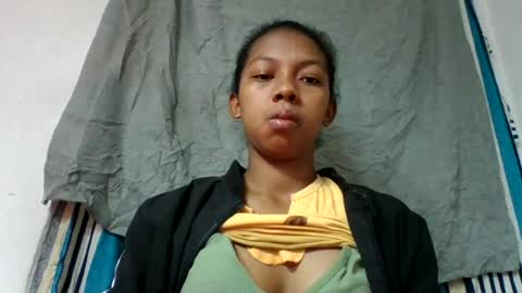 sarah146341 online show from August 9, 2026, 3:28 pm