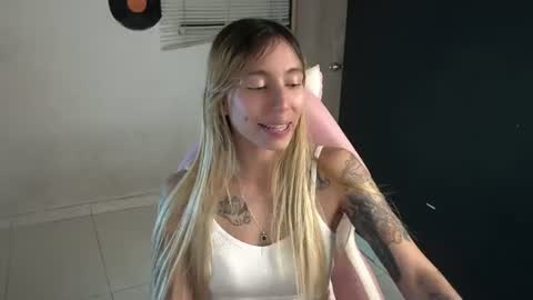 I AM JENN  online show from July 19, 2026, 3:21 am