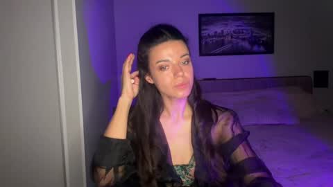 Sophie online show from July 17, 2026, 7:26 am