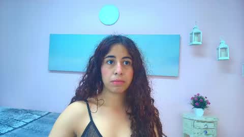 Scarlett online show from July 25, 2026, 12:36 pm