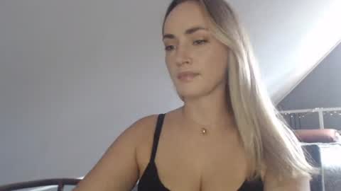 ScarlettxBlonde online show from July 29, 2026, 2:26 pm