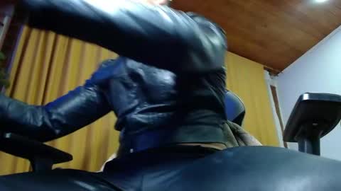 Sebastian online show from May 29, 2026, 4:43 am
