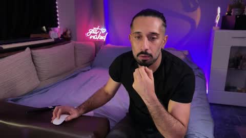 Secret Lovers online show from June 2, 2026, 6:21 pm