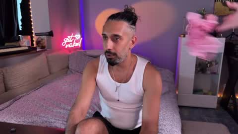 Secret Lovers online show from June 15, 2026, 5:26 pm