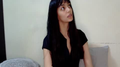selene_hebe online show from June 17, 2026, 8:43 pm