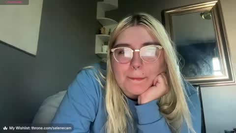 Selene online show from May 27, 2026, 10:51 pm