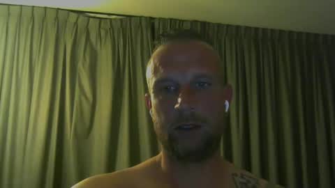 Snapshot of sence08 chatting on April 2, 2026, 10:29 pm sence08 online show from April 2, 2026, 10:29 pm