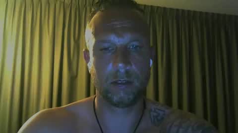 Snapshot of sence08 chatting on May 25, 2026, 1:33 am sence08 online show from May 25, 2026, 1:33 am