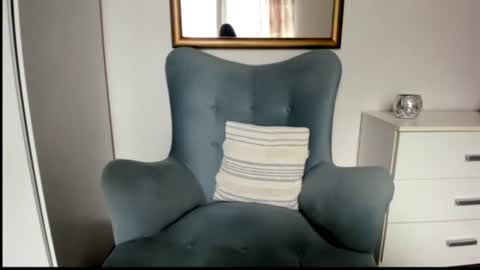 sensuallstella online show from July 20, 2026, 10:39 am