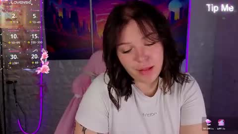 Lisa and Mona online show from July 20, 2026, 11:51 pm