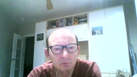 serrano49 online show from June 12, 2026, 2:32 am