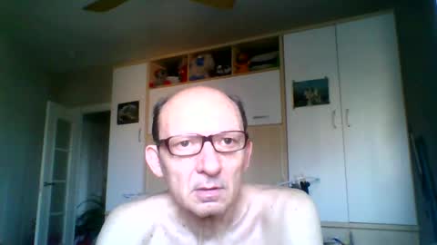 serrano49 online show from June 20, 2026, 6:11 pm