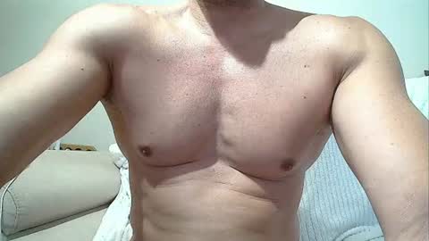 SEX MACHINE 19 online show from June 11, 2026, 9:40 am
