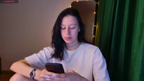 sextezi online show from July 15, 2026, 8:47 pm