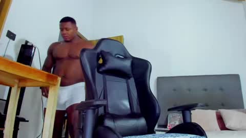 sexy blackman online show from June 26, 2026, 1:32 am