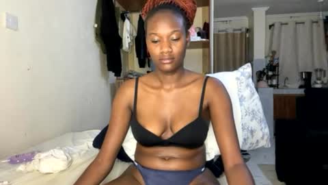 Nyla online show from June 26, 2026, 12:26 am