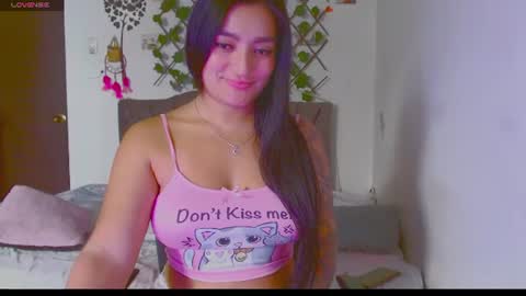 Snapshot of sexy_violett18 chatting on July 17, 2026, 4:45 pm sexy_violett18 online show from July 17, 2026, 4:45 pm