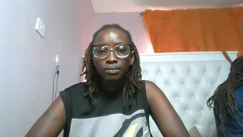 sexyary online show from June 25, 2026, 12:09 pm