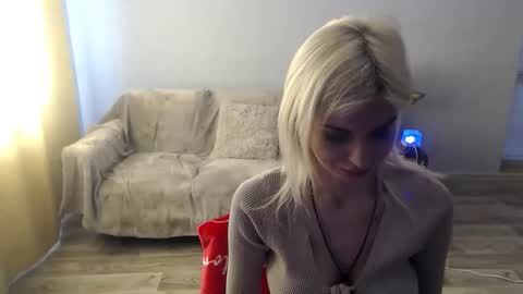 sexybeatriice online show from May 3, 2026, 6:19 am