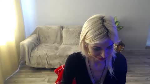sexybeatriice online show from May 16, 2026, 6:54 am