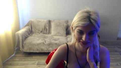 sexybeatriice online show from June 16, 2026, 6:27 am