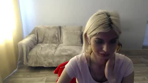 sexybeatriice online show from June 22, 2026, 6:21 am