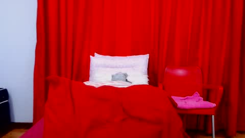 sexybustyboobs online show from July 23, 2026, 5:49 am