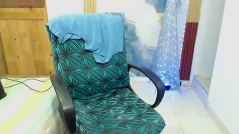 sexyhanny4u online show from August 10, 2026, 5:33 am
