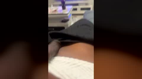 sexykamba1 online show from June 29, 2026, 12:05 pm