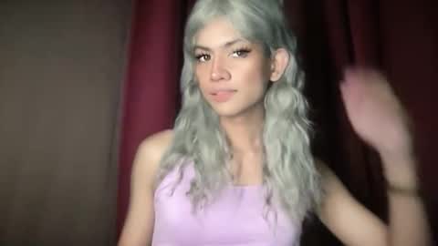 Snapshot of sexynakedweapon chatting on May 18, 2026, 11:49 am LIEZEL online show from May 18, 2026, 11:49 am