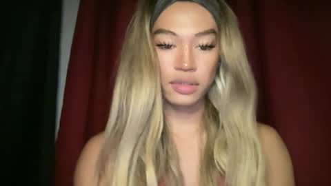 Snapshot of sexynakedweapon chatting on June 21, 2026, 9:01 am LIEZEL online show from June 21, 2026, 9:01 am