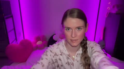 Snapshot of shadebabe chatting on July 30, 2026, 6:12 am shadebabe online show from July 30, 2026, 6:12 am