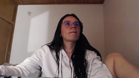 shanel_lozano online show from June 14, 2026, 1:14 am