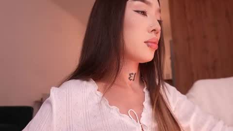 Snapshot of sharlin_13 chatting on July 22, 2026, 2:09 pm Sharlin online show from July 22, 2026, 2:09 pm