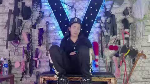 shatta_bdsm online show from July 23, 2026, 3:21 pm