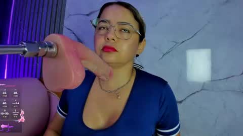 shayra_boobs2 online show from July 15, 2026, 11:04 am