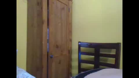 Red online show from April 23, 2026, 2:46 am