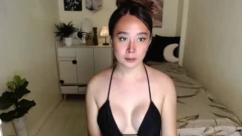 WET AND WILD YHANNA online show from July 9, 2026, 8:35 pm