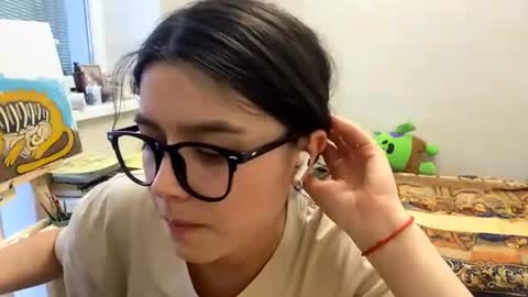 Marie online show from July 8, 2026, 1:59 pm