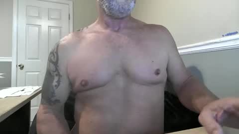 Getting mine online show from December 4, 2024, 10:41 pm