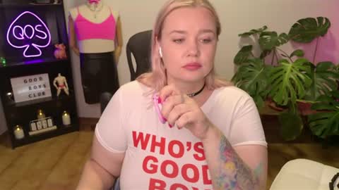 Mimi   online show from July 22, 2026, 7:05 pm