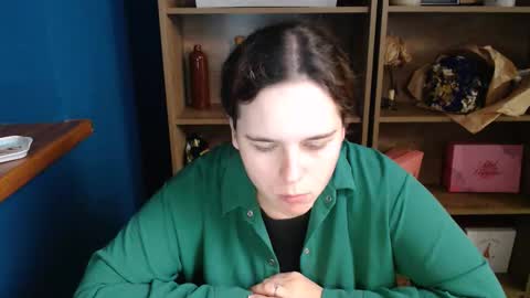 shy_lil online show from October 19, 2025, 3:34 pm