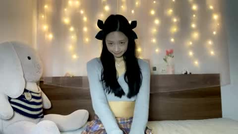 shy_pink_doll online show from May 22, 2026, 3:39 pm